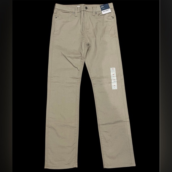 Old Navy Other - NWT Old Navy size 16 360° Stretch Slim Built Jeans.